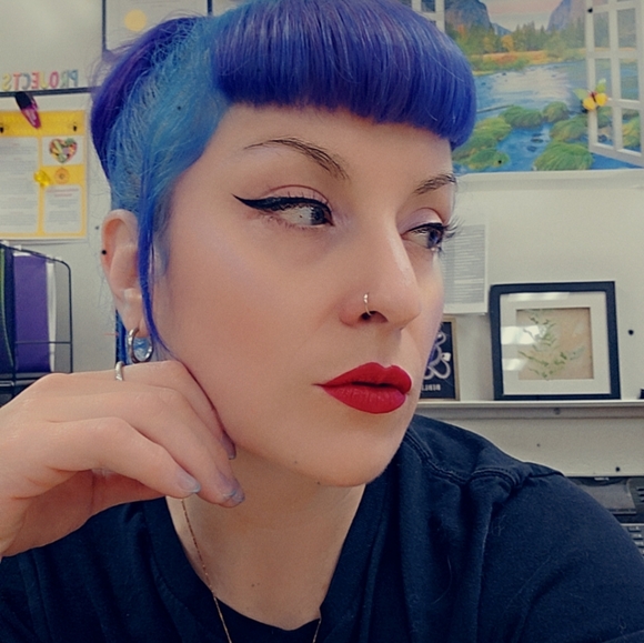 Meet your Posher, Jess - Picture 3 of 3